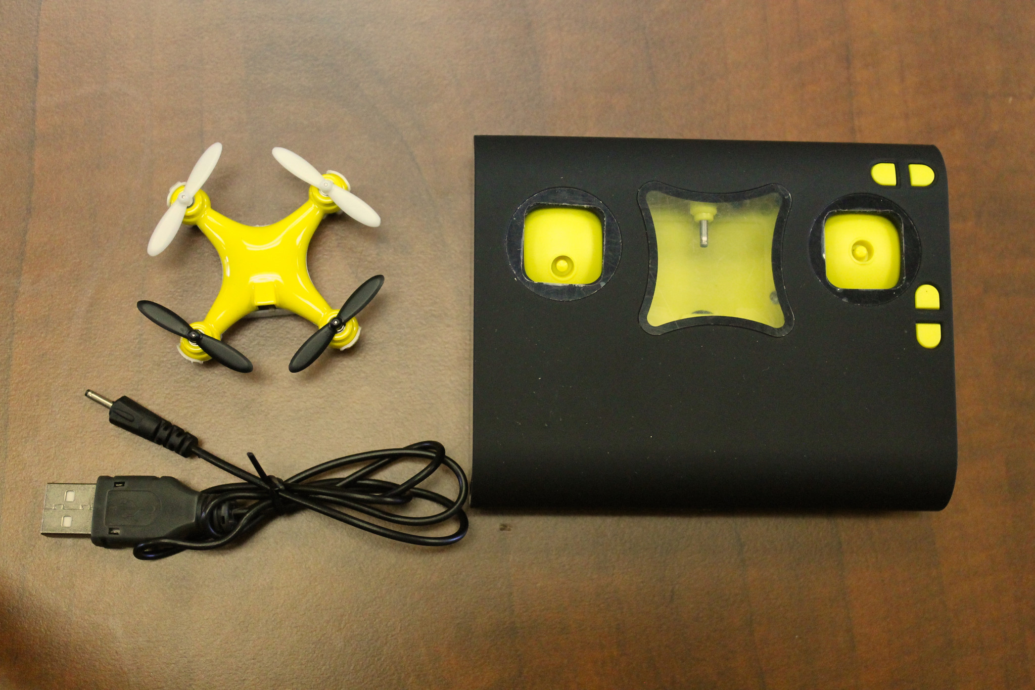 Axis Wallet Drone - World's Smallest Quadcopter